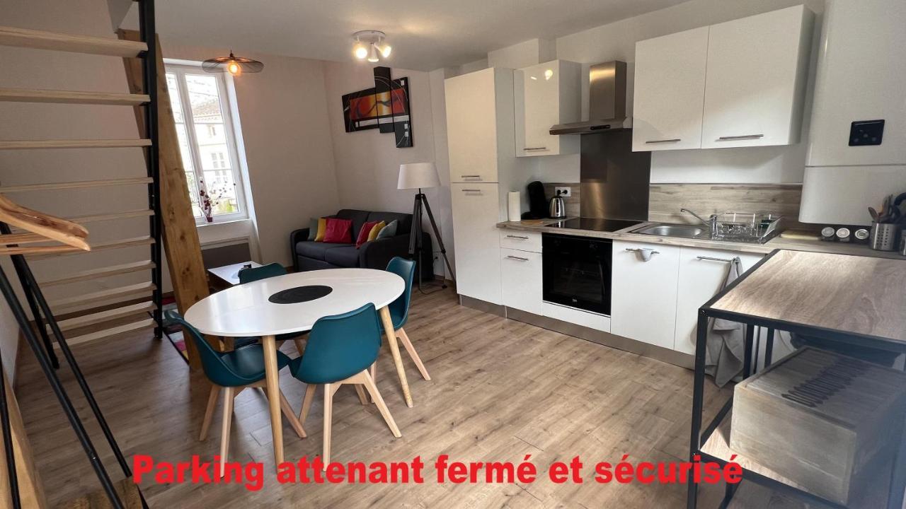 6 - Hyper-centre Avec Garage
